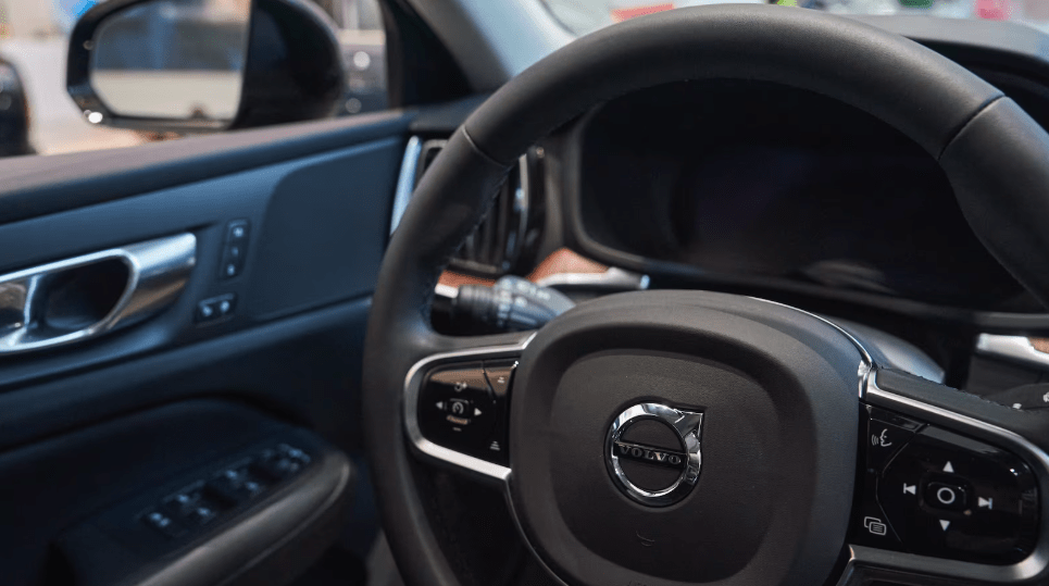 Volvo lowers 2026 profit margin target